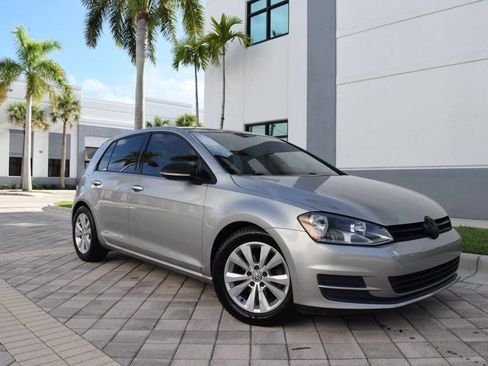 Used 2015 Volkswagen Golf TDI S FWD image 1