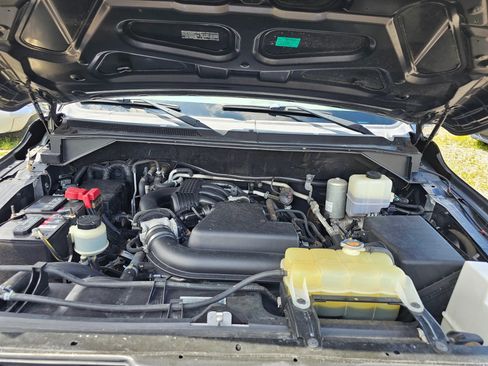 Used 2020 Nissan NV 3500 SV w/ Navigation Package RWD image 3