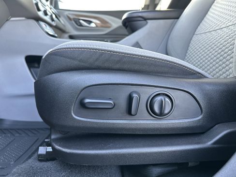 Used 2020 GMC Terrain SLE w/ Driver Convenience Package image 26