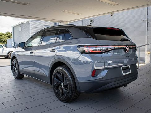 New 2025 Volkswagen ID.4 Pro S Plus image 13