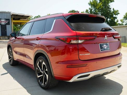 Used 2022 Mitsubishi Outlander SEL FWD image 4