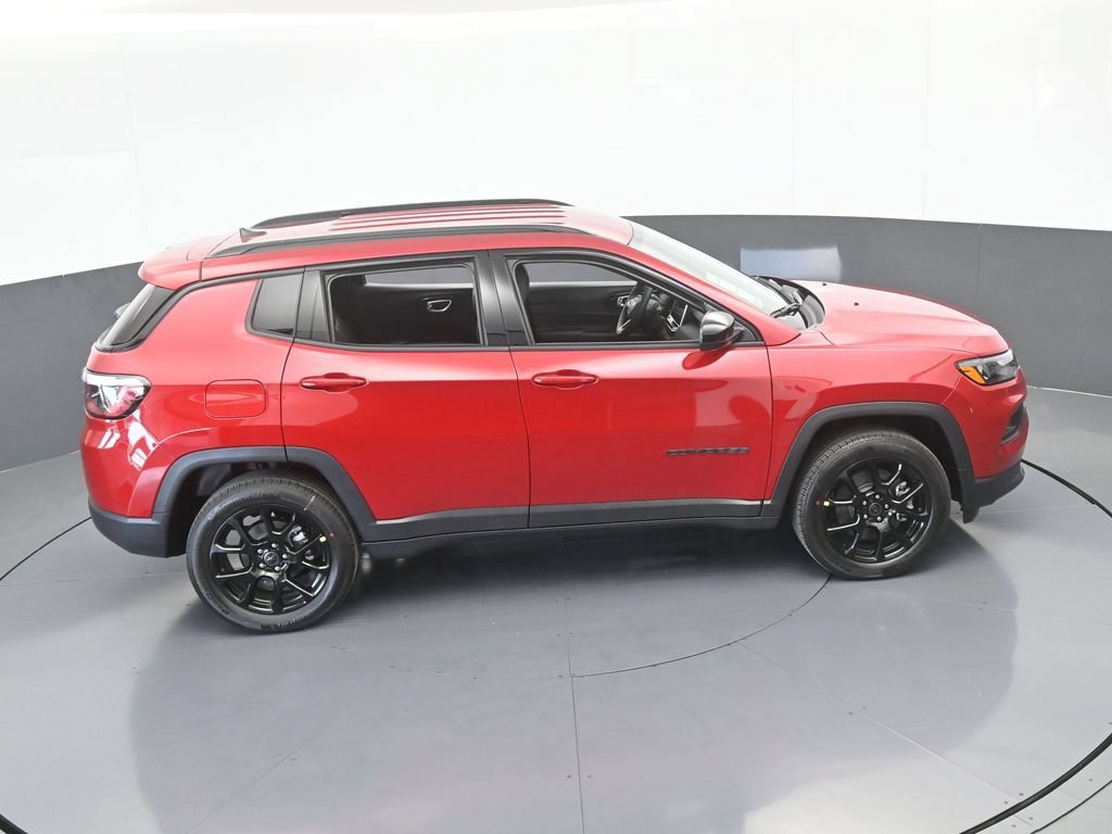 New 2026 Jeep Compass Latitude AWD/4WD image 45