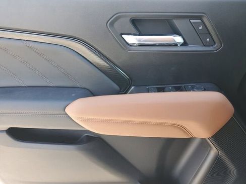 New 2026 GMC Canyon AT4 AWD/4WD image 17