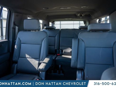 New 2026 Chevrolet Suburban Z71 w/ Comfort Package image 18