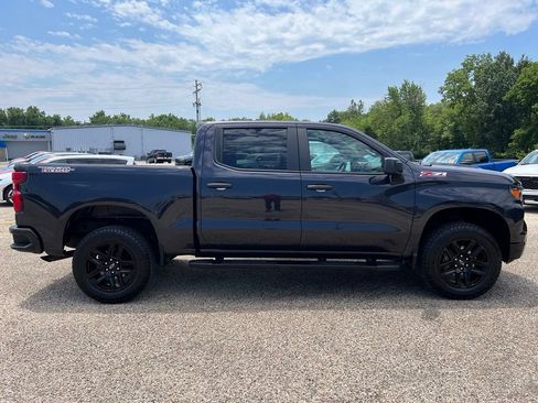 Used 2023 Chevrolet Silverado 1500 Custom Trail Boss AWD/4WD image 8