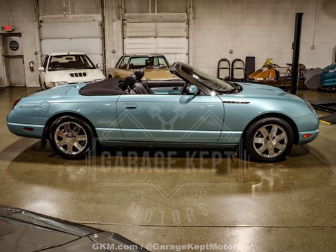 Used 2002 Ford Thunderbird Deluxe image 83