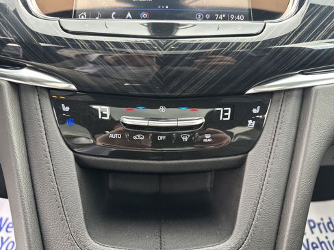 Certified 2023 Cadillac XT6 Premium Luxury AWD/4WD image 32