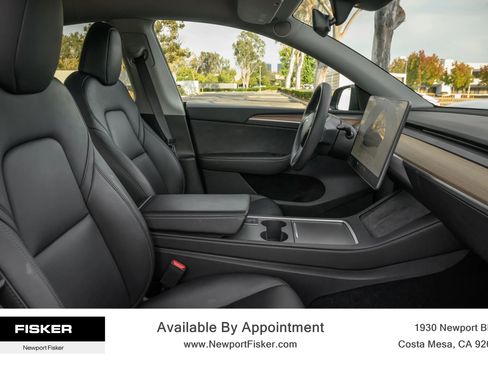 Used 2023 Tesla Model Y 2WD image 30