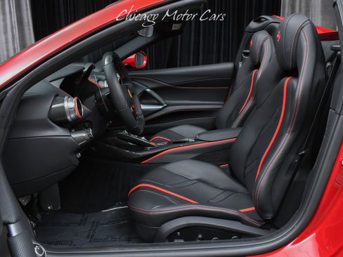 Used 2023 Ferrari 812 GTS RWD image 15