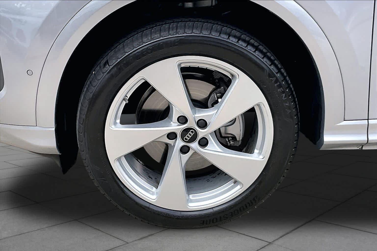 Used 2026 Audi Q5 Premium AWD/4WD image 10