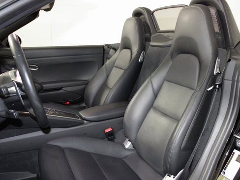 Used 2021 Porsche 718 Boxster image 5