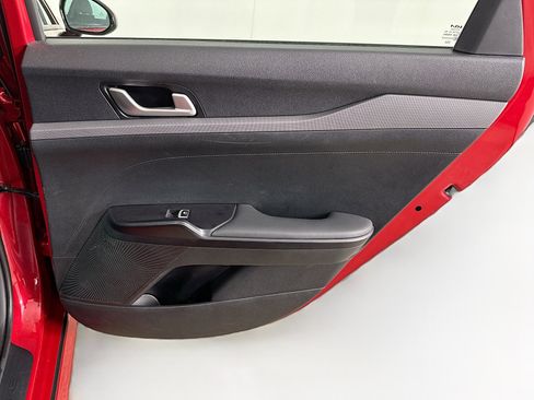 Used 2025 Kia K5 LXS image 28