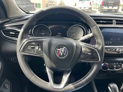 Used 2020 Buick Encore GX Preferred w/ Cold Weather Comfort Package FWD image 33