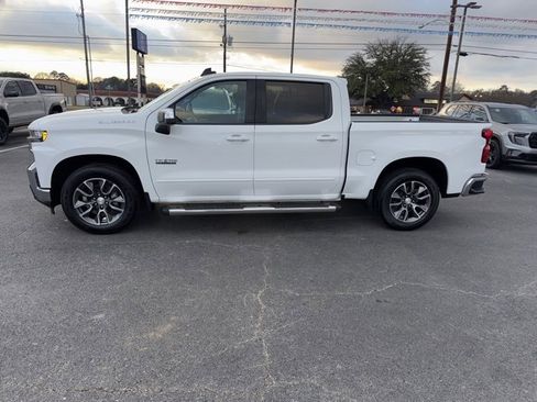 Used 2019 Chevrolet Silverado 1500 LT w/ Texas Edition image 2