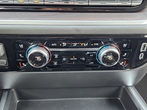 New 2026 GMC Sierra 1500 SLT AWD/4WD image 23