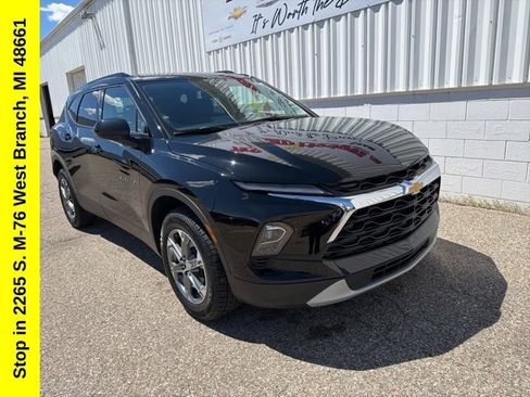 Used 2023 Chevrolet Blazer LT w/ Convenience Package AWD/4WD image 7