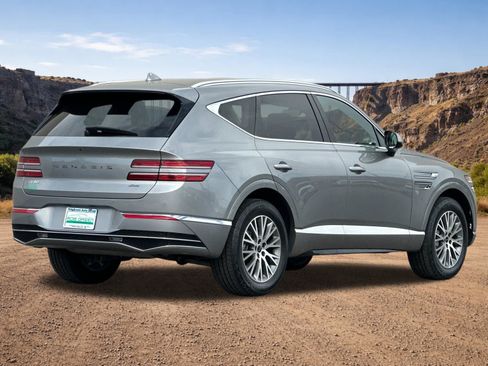 Used 2025 Genesis GV80 2.5T Standard AWD/4WD image 3