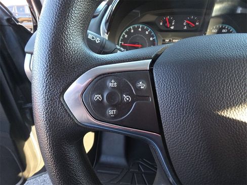 Used 2020 Chevrolet Traverse LS image 18