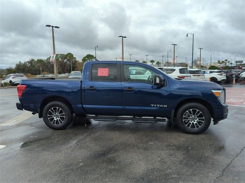 Certified 2024 Nissan Titan SV w/ SV Convenience Package image 3