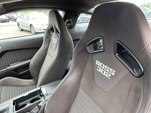 Used 2012 Ford Mustang Boss 302 w/ Boss 302 Accessory Pkg RWD image 19