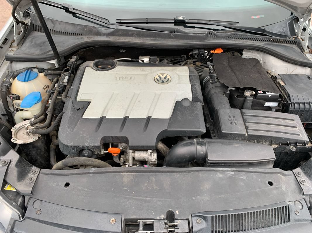 Used 2011 Volkswagen Jetta TDI FWD image 32