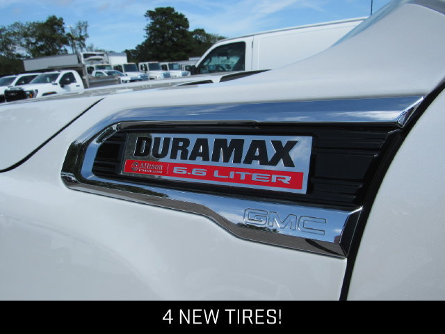 Certified 2023 GMC Sierra 2500 Denali w/ Denali Ultimate Package AWD/4WD image 10