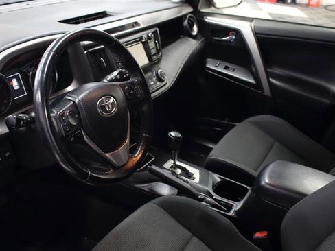 Used 2016 Toyota RAV4 XLE image 5