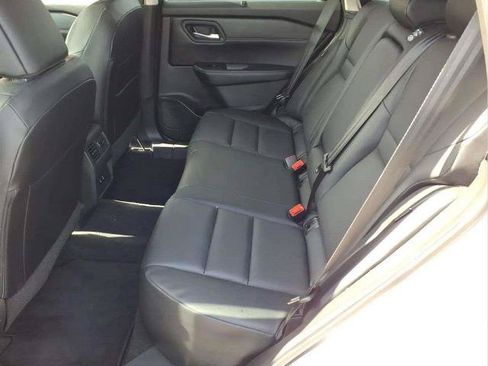 Certified 2024 Nissan Rogue SV w/ SV Premium Package FWD image 12