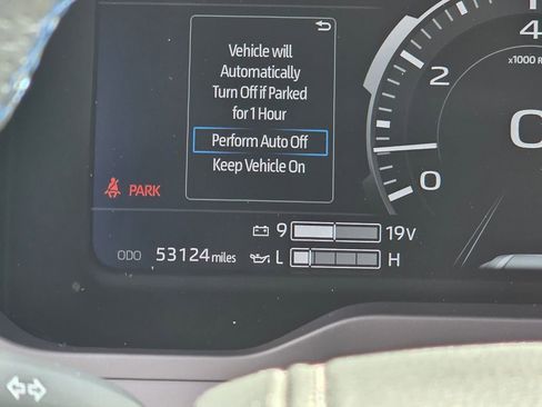 Used 2022 Toyota Tundra Platinum w/ Advanced Package image 22