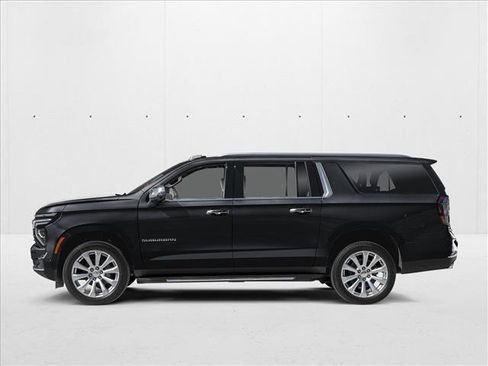 New 2026 Chevrolet Suburban Premier RWD image 3