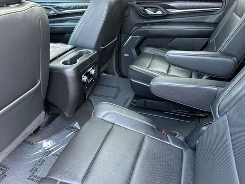 Used 2021 GMC Yukon Denali image 4