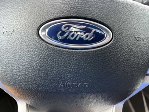 Used 2024 Ford Explorer XLT w/ Equipment Group 202A AWD/4WD image 39