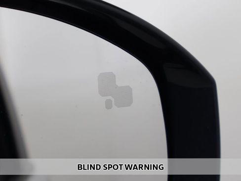 Used 2016 Land Rover LR4 HSE image 6