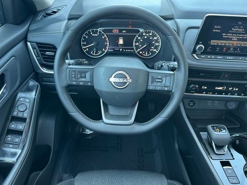 New 2026 Nissan Rogue SV FWD image 17