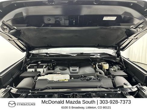 Used 2025 Toyota Tundra Limited AWD/4WD image 25