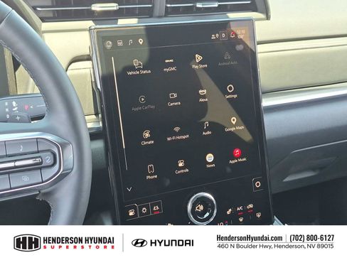 Used 2025 GMC Terrain Elevation w/ Elevation Premium Package AWD/4WD image 27