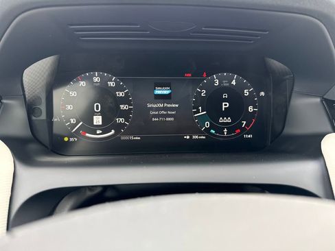 New 2025 Land Rover Discovery Sport Dynamic SE image 22