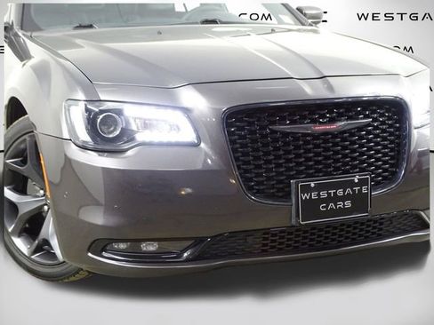 Used 2023 Chrysler 300 S image 45