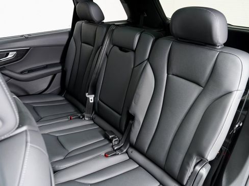 New 2026 Audi Q7 3.0T Premium Plus image 26