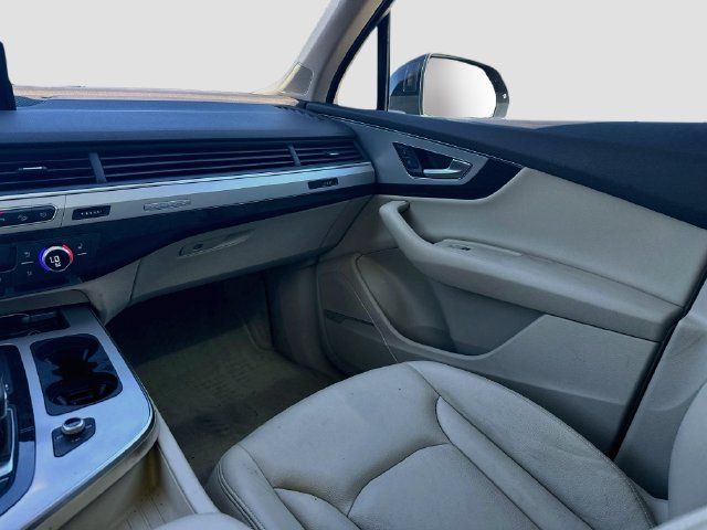 Used 2019 Audi Q7 2.0T Premium Plus w/ Premium Plus Package AWD/4WD image 22