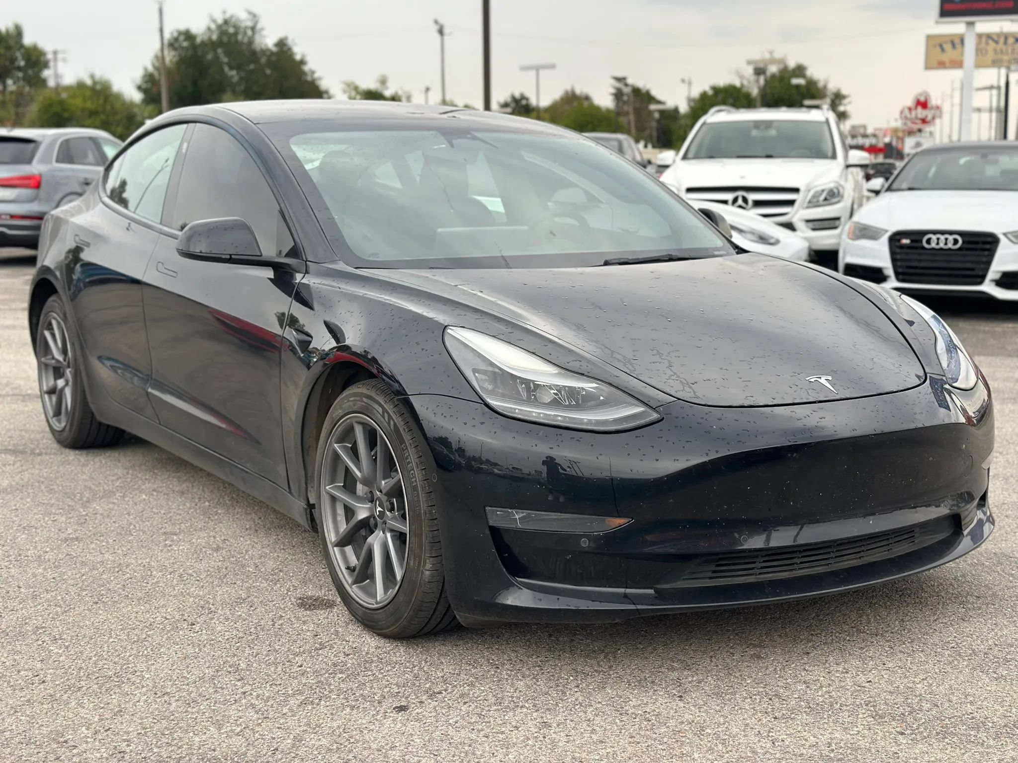 Used 2022 Tesla Model 3 RWD image 4