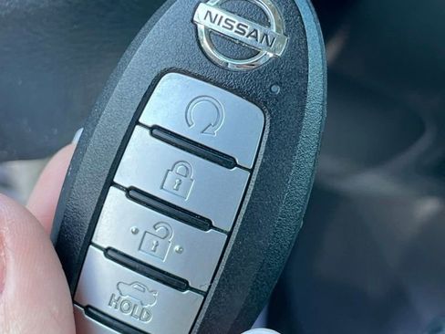 Certified 2021 Nissan Sentra SV FWD image 21