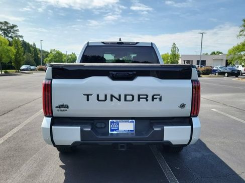 Used 2023 Toyota Tundra Platinum AWD/4WD image 5