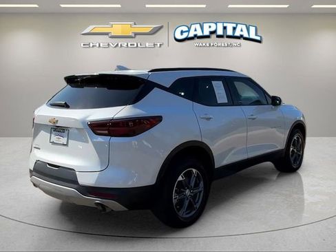 Used 2024 Chevrolet Blazer LT w/ Convenience Package FWD image 5