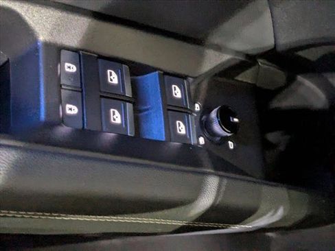 Used 2023 Audi Q4 e-tron Premium Plus w/ Premium Plus image 17