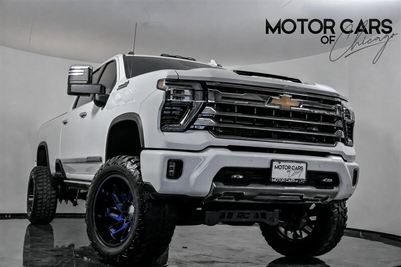Used 2024 Chevrolet Silverado 3500 High Country w/ High Country Premium Package AWD/4WD image 1