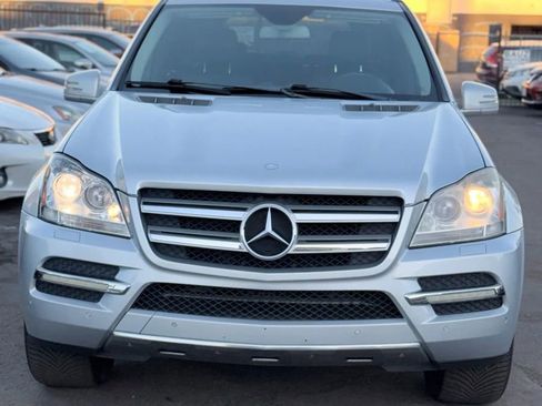 Used 2012 Mercedes-Benz GL 450 4MATIC image 4