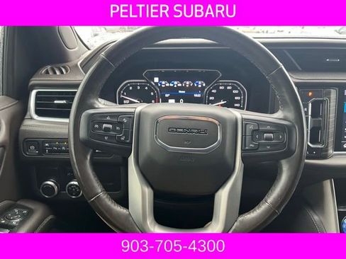 Used 2021 GMC Yukon Denali w/ Denali Premium Package image 10