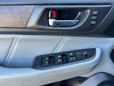 Used 2019 Subaru Outback 2.5i Limited w/ Popular Package #2 AWD/4WD image 11