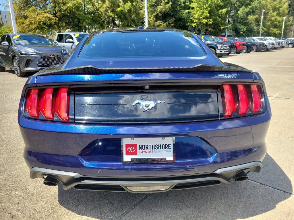 Used 2018 Ford Mustang Premium w/ Ecoboost Performance Package RWD image 4